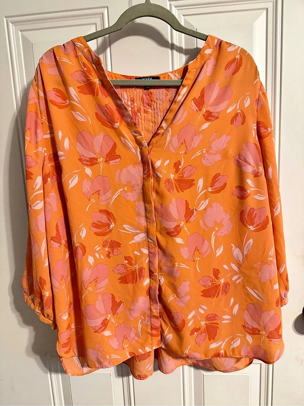 NYDJ Pintuck Blouse Floral Orange & Pink Size 0X Like New